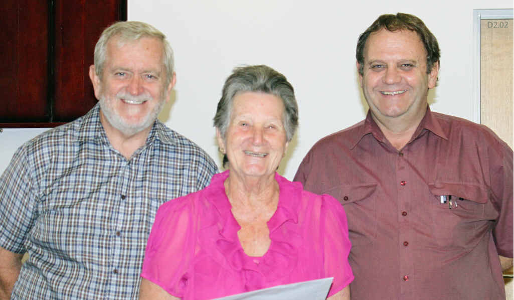 Beryl Callaghan was all smiles as she was presented Best Residential House by Deputy Mayor Paul Bell and Mayor Peter Maguire. Beryl Callaghan was all smiles as she was presented Best Residential House by Deputy Mayor Paul Bell and Mayor Peter Maguire.